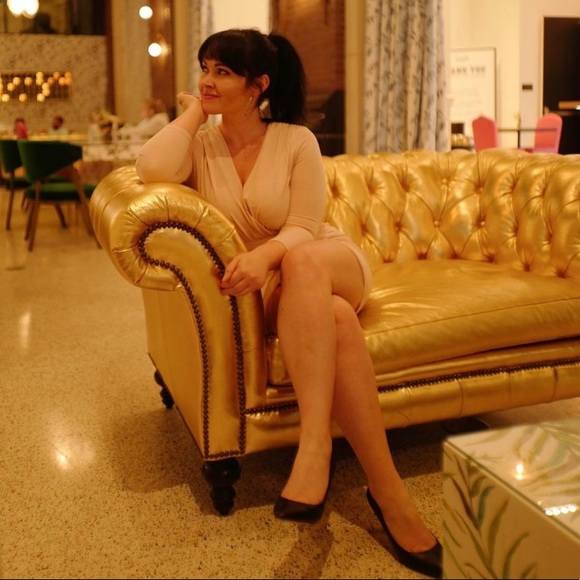 Meet your Posher, Sarah - Picture 1 of 1